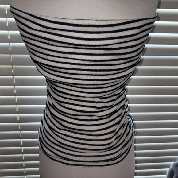 Zara Ribbed Stretch Knit Off-Shoulder Striped Top Shirt Cream/Black - Picture 5 of 11